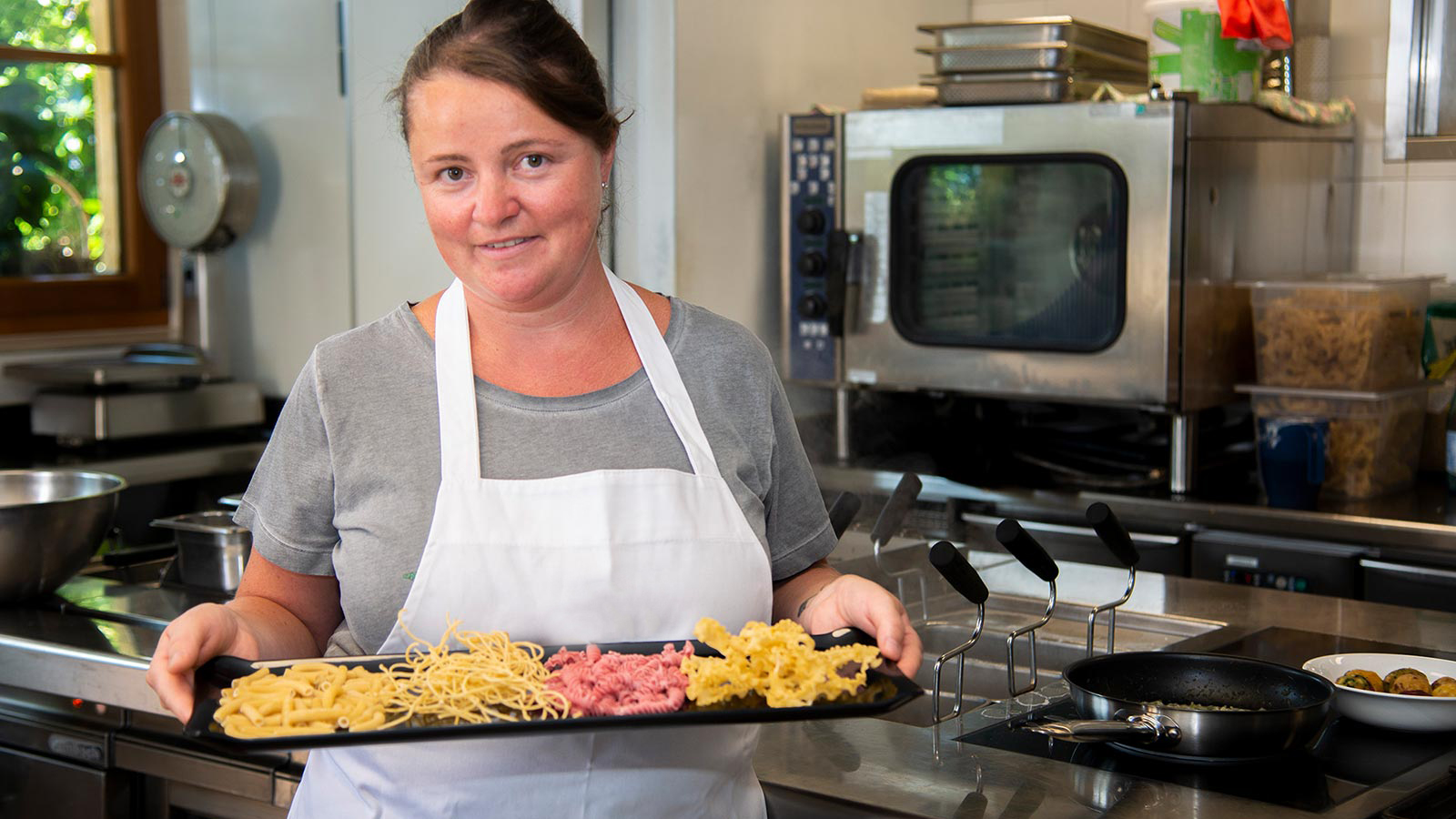 Evi die Chefköchin des Restaurant Seilbahn